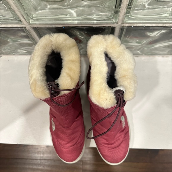 The North Face Snow Boots- - Picture 2 of 4